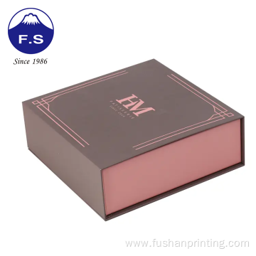 High End Delicate Magnetic Cardboard Cosmetic Set Boxes